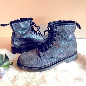 Dr Martens Delaney Leather Boot 8 Eye Iridescent Crackle UK 3 USA 5-5.5